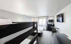 Metropolis Resort - Eau Claire